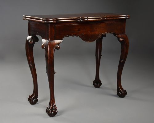 RARE SOPHISTICATED 18TH CENTURY IRISH AMERICAN BLACK WALNUT TEA TABLE OF SUPERB PATINA WITH UNUSUAL INLAID BIRD DESIGN - ADDITIONAL PHOTO 3
