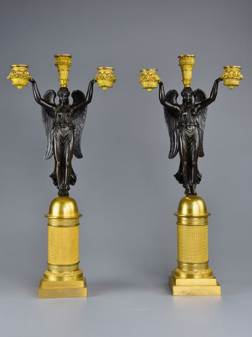 EXCEPTIONAL RARE PAIR OF EARLY 19TH CENTURY FRENCH EMPIRE BRONZE GILTBRONZE CANDELABRA OF SUPERB QUALITY SIGNED RABIAT - ADDITIONAL PHOTO 2