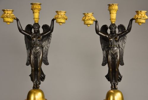 EXCEPTIONAL RARE PAIR OF EARLY 19TH CENTURY FRENCH EMPIRE BRONZE GILTBRONZE CANDELABRA OF SUPERB QUALITY SIGNED RABIAT - ADDITIONAL PHOTO 3