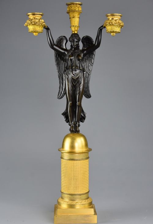 EXCEPTIONAL RARE PAIR OF EARLY 19TH CENTURY FRENCH EMPIRE BRONZE GILTBRONZE CANDELABRA OF SUPERB QUALITY SIGNED RABIAT - ADDITIONAL PHOTO 6