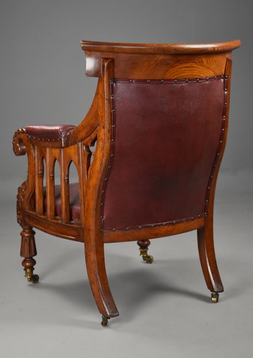 EXCEPTIONAL 19TH CENTURY GOTHIC REVIVAL OAK LIBRARY ARMCHAIR OF GENEROUS PROPORTIONS - ADDITIONAL PHOTO 12