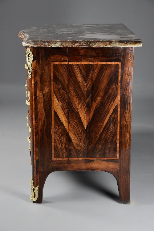EXCEPTIONAL 18TH CENTURY FRENCH RGENCE ROSEWOOD SERPENTINE COMMODE WITH ORIGINAL MARBLE TOP - ADDITIONAL PHOTO 10