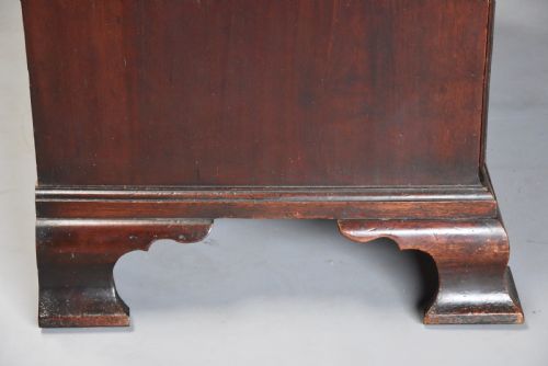 EXCELLENT QUALITY MID 18TH CENTURY MAHOGANY CHEST ON CHEST WITH SUPERB ORIGINAL PATINA - ADDITIONAL PHOTO 10