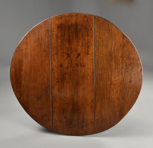 RARE 18TH CENTURY RED WALNUT GATELEG TABLE OF SMALL PROPORTIONS FINE PATINA - ADDITIONAL PHOTO 12