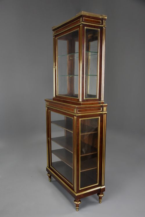HIGHLY DECORATIVE LATE 19TH CENTURY FRENCH DIRECTOIRE STYLE MAHOGANY VITRINE OR DISPLAY CABINET - ADDITIONAL PHOTO 2