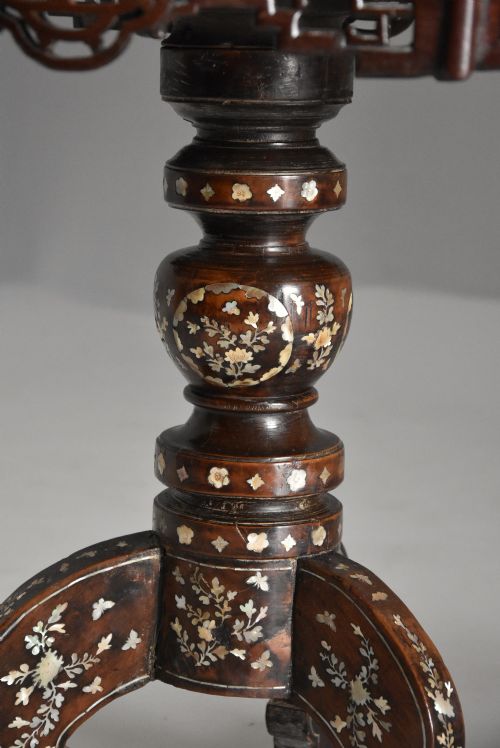 HIGHLY DECORATIVE LATE 19TH CENTURY VIETNAMESE HARDWOOD MOTHER OF PEARL INLAID CIRCULAR CENTRE TABLE - ADDITIONAL PHOTO 9