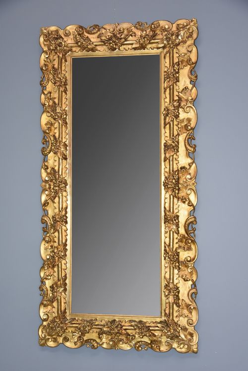 LARGE HIGHLY DECORATIVE MID 19TH CENTURY ITALIAN CARVED GILTWOOD DRESSING MIRROR - ADDITIONAL PHOTO 2