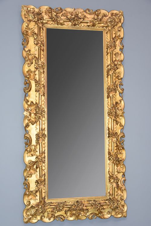 LARGE HIGHLY DECORATIVE MID 19TH CENTURY ITALIAN CARVED GILTWOOD DRESSING MIRROR - ADDITIONAL PHOTO 3
