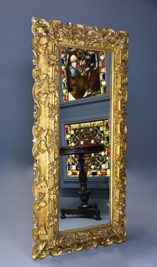 LARGE HIGHLY DECORATIVE MID 19TH CENTURY ITALIAN CARVED GILTWOOD DRESSING MIRROR - ADDITIONAL PHOTO 5