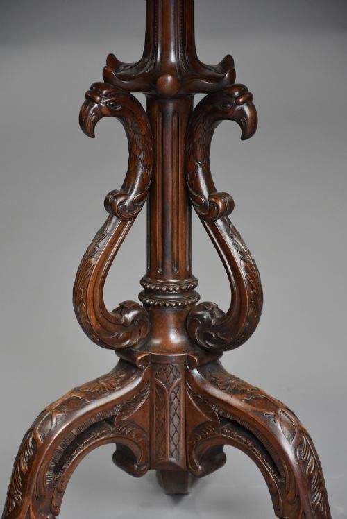 SUPERB EARLY 20TH CENTURY MAHOGANY TILT TOP TRIPOD TABLE IN THE CHIPPENDALE STYLE - ADDITIONAL PHOTO 8