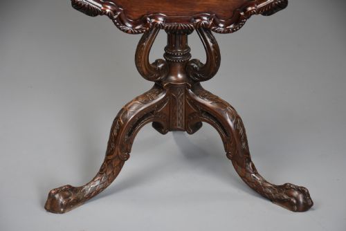 SUPERB EARLY 20TH CENTURY MAHOGANY TILT TOP TRIPOD TABLE IN THE CHIPPENDALE STYLE - ADDITIONAL PHOTO 10