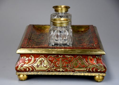 MID 19TH CENTURY ENGLISH TORTOISESHELL INLAID BRASS DESK STAND IN THE NAPOLEON III STYLE - ADDITIONAL PHOTO 5
