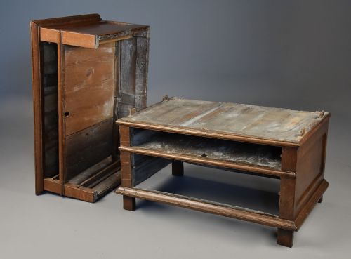 LATE 17TH CENTURY OAK MOULDED FRONT CHEST OF DRAWERS WITH FINE FADED PATINA - ADDITIONAL PHOTO 10