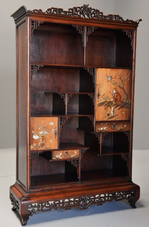 EXQUISITE FRENCH LATE 19TH CENTURY JAPANESE STYLE PADOUK DISPLAY CABINET ATTRIBUTED TO GABRIELFREDERIC VIARDOT - ADDITIONAL PHOTO 2