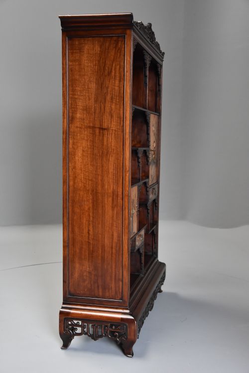 EXQUISITE FRENCH LATE 19TH CENTURY JAPANESE STYLE PADOUK DISPLAY CABINET ATTRIBUTED TO GABRIELFREDERIC VIARDOT - ADDITIONAL PHOTO 13