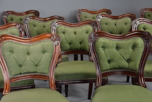 FINE QUALITY MATCHED SET OF TWELVE MID 19TH CENTURY WILLIAM IVTH MAHOGANY DINING CHAIRS ATTRIBUTED TO GILLOWS - ADDITIONAL PHOTO 5