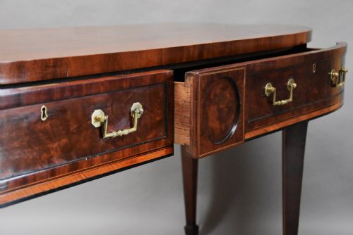RARE FINE QUALITY LATE 18TH CENTURY SHERATON PERIOD MAHOGANY BOW FRONT SIDE TABLE OR SIDE SERVER - ADDITIONAL PHOTO 9