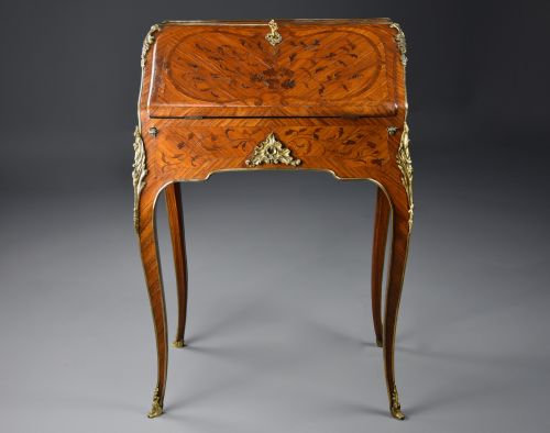 SUPERB LOUIS XV MID 18TH CENTURY FRENCH PETITE SECRETAIRE EN PENTE IN THE MANNER OF BVRB - ADDITIONAL PHOTO 1