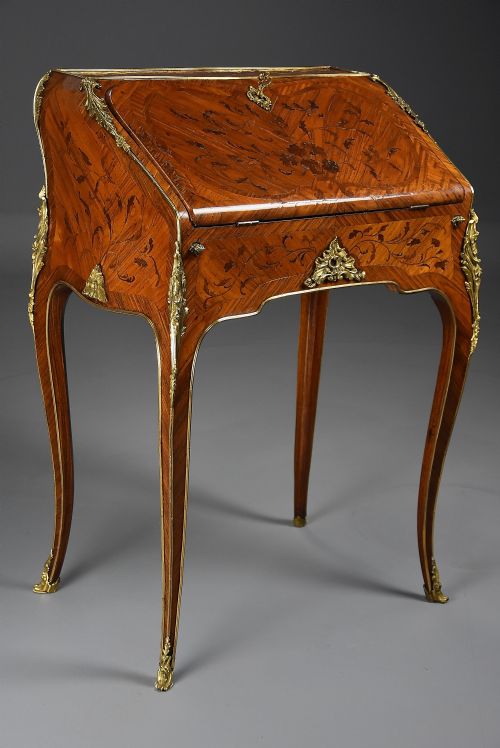 SUPERB LOUIS XV MID 18TH CENTURY FRENCH PETITE SECRETAIRE EN PENTE IN THE MANNER OF BVRB - ADDITIONAL PHOTO 2