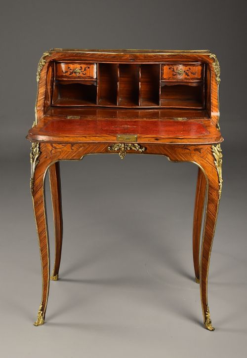 SUPERB LOUIS XV MID 18TH CENTURY FRENCH PETITE SECRETAIRE EN PENTE IN THE MANNER OF BVRB - ADDITIONAL PHOTO 5
