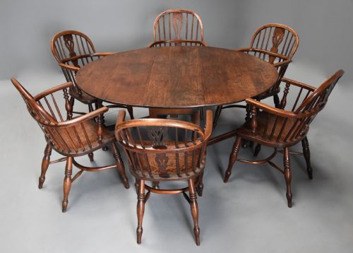 LATE 17TH CENTURY OAK GATELEG TABLE OF GOOD VERSATILE SIZE WITH FINE PATINA - ADDITIONAL PHOTO 6