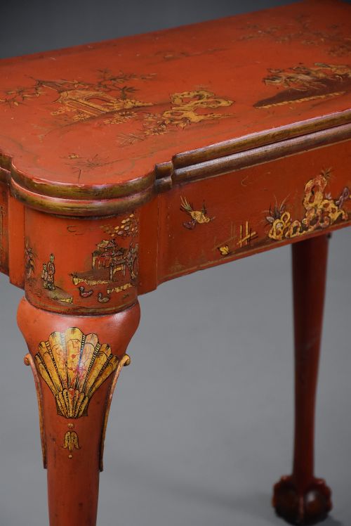 EARLY 20TH CENTURY RED LACQUERED CHINOISERIE CARD OR GAMES TABLE IN THE 18THC STYLE - ADDITIONAL PHOTO 4