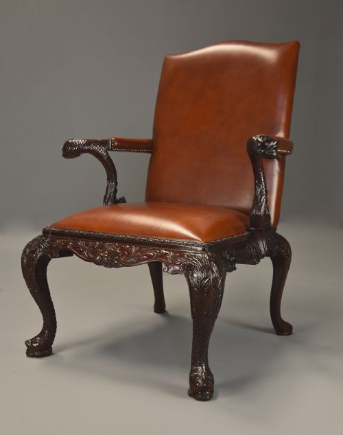 SUPERB QUALITY EARLY 20TH CENTURY GEORGE II STYLE MAHOGANY GAINSBOROUGH LEATHER OPEN ARMCHAIR - ADDITIONAL PHOTO 1