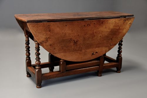 RARE LATE 17THC WALNUT GATELEG TABLE WITH UNUSUAL BARLEY TWIST BASE SUPERB FADED PATINA - ADDITIONAL PHOTO 4