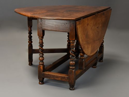 RARE LATE 17THC WALNUT GATELEG TABLE WITH UNUSUAL BARLEY TWIST BASE SUPERB FADED PATINA - ADDITIONAL PHOTO 8