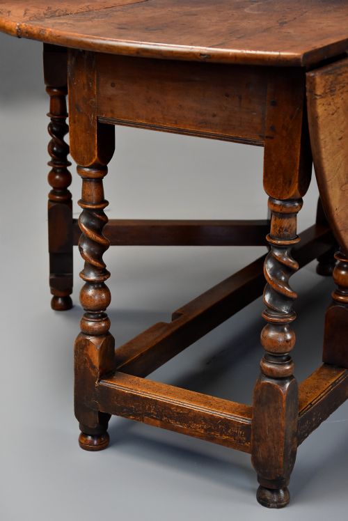 RARE LATE 17THC WALNUT GATELEG TABLE WITH UNUSUAL BARLEY TWIST BASE SUPERB FADED PATINA - ADDITIONAL PHOTO 9