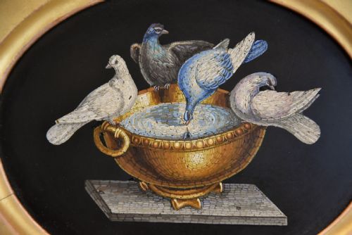 MID 19TH CENTURY ITALIAN MICROMOSAIC PLAQUE OF THE DOVES OF PLINY OR THE CAPITOLINE DOVES IN EBONISED FRAME - ADDITIONAL PHOTO 5