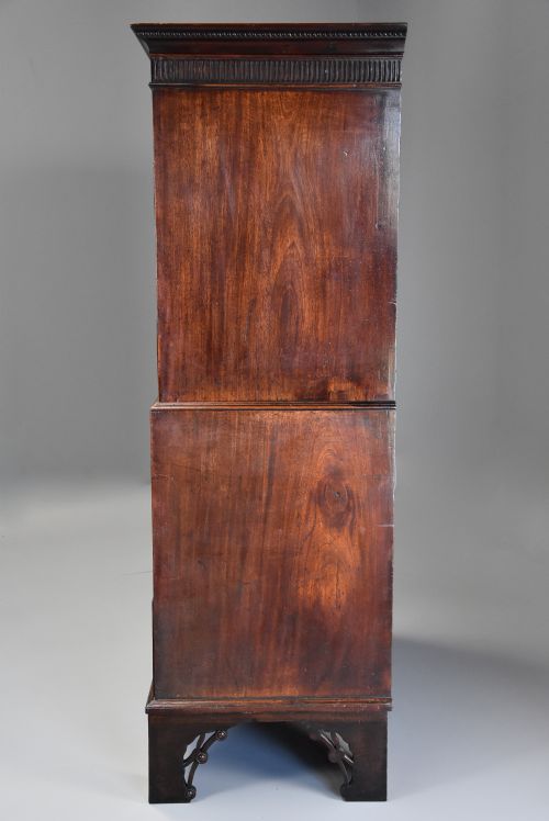 LATE 18TH CENTURY MAHOGANY PROVINCIAL CHEST ON CHEST WITH UNUSUAL FEATURES OF EXCEPTIONAL PATINA - ADDITIONAL PHOTO 9