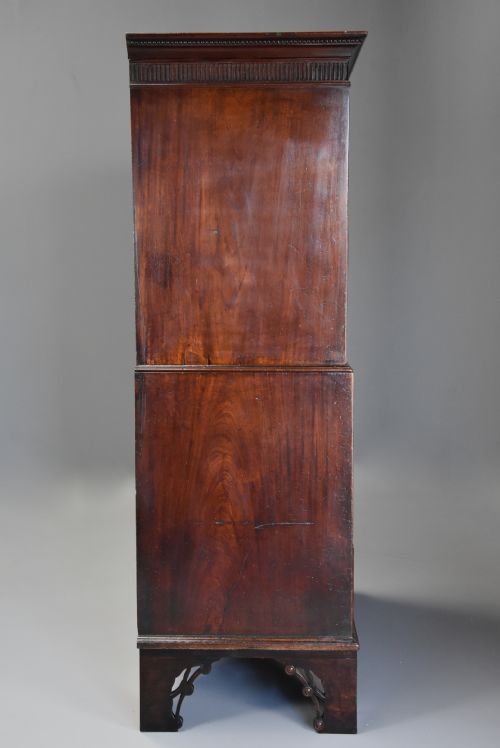 LATE 18TH CENTURY MAHOGANY PROVINCIAL CHEST ON CHEST WITH UNUSUAL FEATURES OF EXCEPTIONAL PATINA - ADDITIONAL PHOTO 10