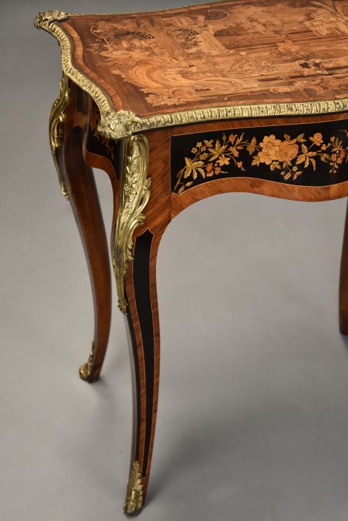 FINE QUALITY MID 19TH CENTURY KINGWOOD INLAID CENTRE TABLE IN THE FRENCH STYLE - ADDITIONAL PHOTO 5