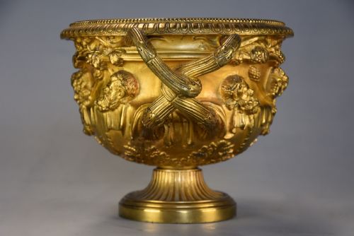 FINE QUALITY 19TH CENTURY GRAND TOUR GILT BRONZE REDUCTION OF 'THE WARWICK VASE' AFTER THE ANTIQUE - ADDITIONAL PHOTO 11