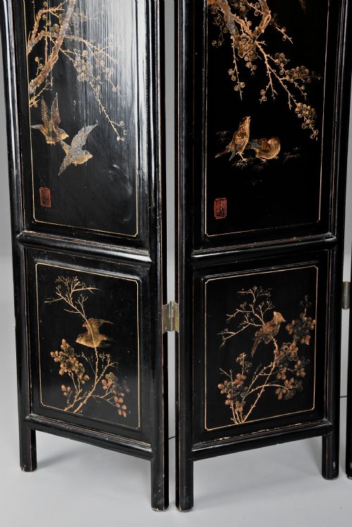 EARLY 20TH CENTURY CHINESE BLACK LACQUERED FOURLEAF FREESTANDING SCREEN OR ROOM DIVIDER - ADDITIONAL PHOTO 10