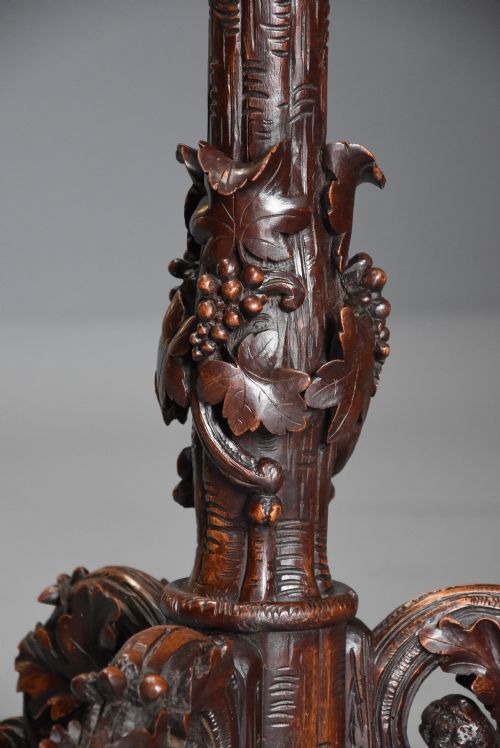 LATE 19TH CENTURY FINE QUALITY PROFUSELY CARVED BLACK FOREST CARVED LINDEN WOOD CENTRE TABLE - ADDITIONAL PHOTO 6