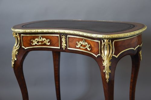 SUPERB QUALITY ELEGANT 19TH CENTURY ENGLISH KINGWOOD KIDNEY SHAPED LADIES WRITING DESK IN THE FRENCH STYLE - ADDITIONAL PHOTO 6