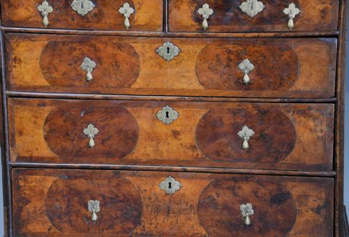RARE FINE LATE 17TH CENTURY WILLIAM MARY YEW WOOD WALNUT CHEST OF DRAWERS WITH SUPERB PATINA - ADDITIONAL PHOTO 7