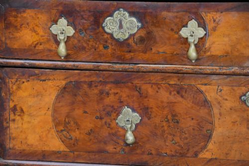 RARE FINE LATE 17TH CENTURY WILLIAM MARY YEW WOOD WALNUT CHEST OF DRAWERS WITH SUPERB PATINA - ADDITIONAL PHOTO 8