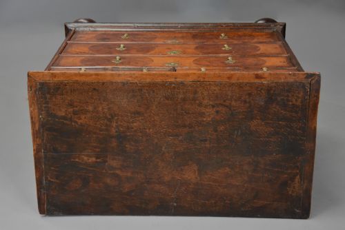 RARE FINE LATE 17TH CENTURY WILLIAM MARY YEW WOOD WALNUT CHEST OF DRAWERS WITH SUPERB PATINA - ADDITIONAL PHOTO 13