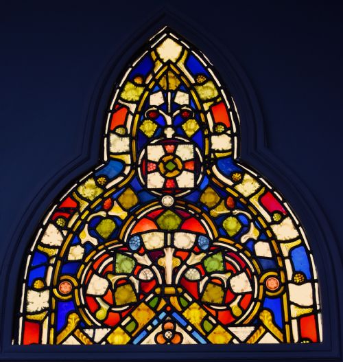 STUNNING LARGESCALE MID 19TH CENTURY EARLIER HIGHLY DECORATIVE STAINED GLASS TRIPTYCH - ADDITIONAL PHOTO 2