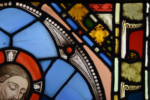 STUNNING LARGESCALE MID 19TH CENTURY EARLIER HIGHLY DECORATIVE STAINED GLASS TRIPTYCH - ADDITIONAL PHOTO 9