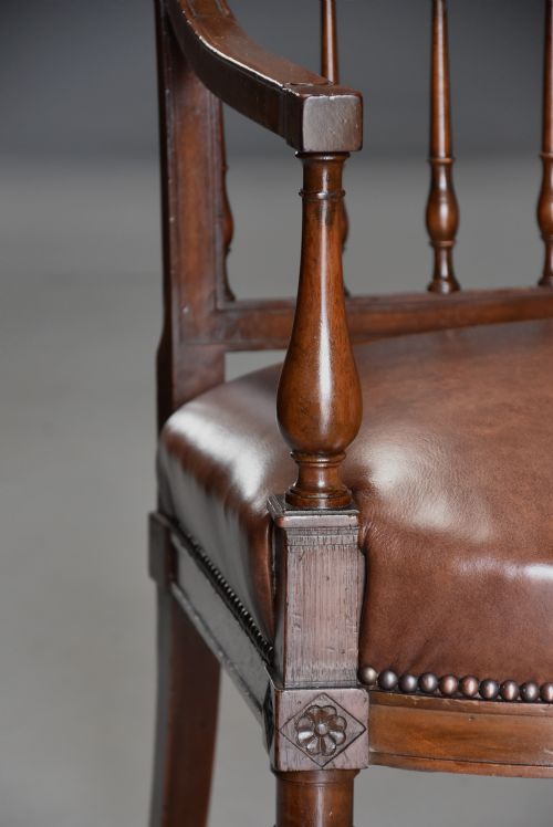 SUPERB QUALITY RARE PAIR OF LATE 18TH CENTURY FRENCH DIRECTOIRE STYLE WALNUT OPEN ARMCHAIRS - ADDITIONAL PHOTO 10