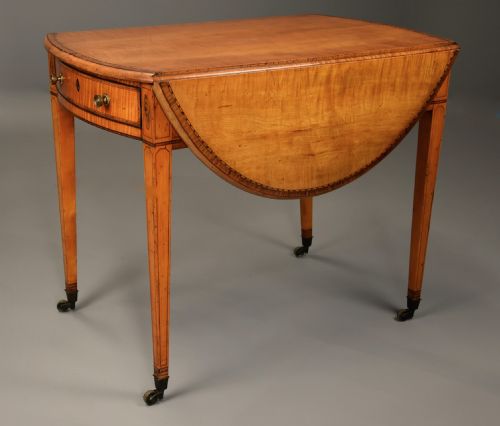 RARE LATE 18TH CENTURY SOLID FIDDLEBACK SYCAMORE PEMBROKE TABLE OF FINE PATINA