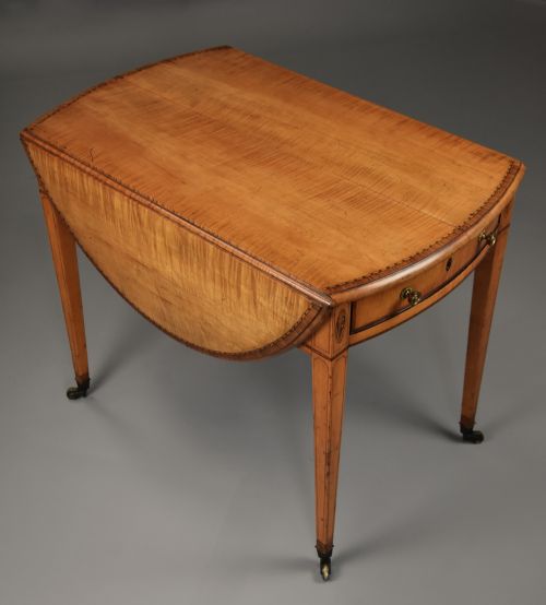 RARE LATE 18TH CENTURY SOLID FIDDLEBACK SYCAMORE PEMBROKE TABLE OF FINE PATINA - ADDITIONAL PHOTO 9
