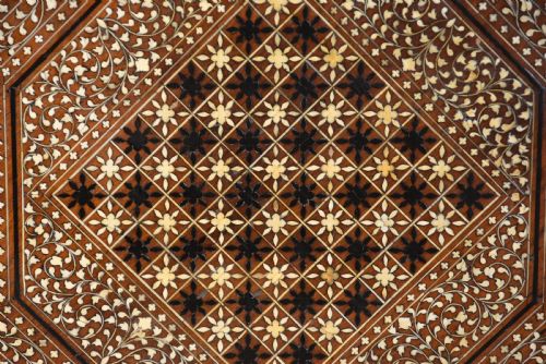 FINE QUALITY LATE 19THCENTURY ANGLO INDIAN HOSHIARPUR INLAID OCTAGONAL OCCASIONAL TABLE - ADDITIONAL PHOTO 8