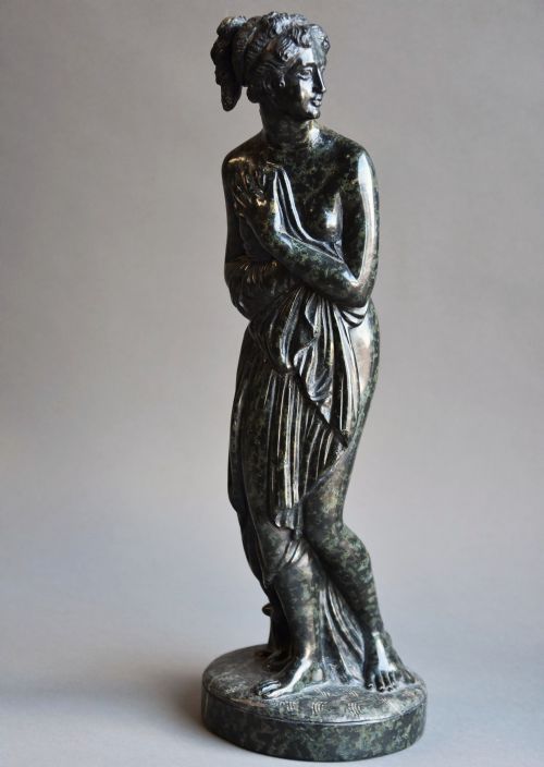 LATE 19TH CENTURY GRAND TOUR SERPENTINE FIGURE OF 'VENUS ITALICA' AFTER ANTONIO CANOVA - ADDITIONAL PHOTO 1