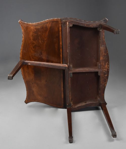 FINE EXAMPLE OF A MID 18TH CENTURY SERPENTINE MAHOGANY CARD TABLE OF EXCEPTIONAL ORIGINAL PATINA - ADDITIONAL PHOTO 15