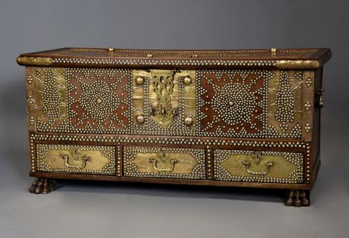 HIGHLY DECORATIVE MID 19TH CENTURY ZANZIBAR TRADERS CHEST WITH BRASS STUD DECORATION